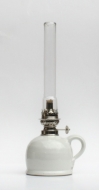 Petroleumlampe 1 wei&szlig; gerades Glas