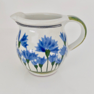 Sahnegie&szlig;er Kornblume